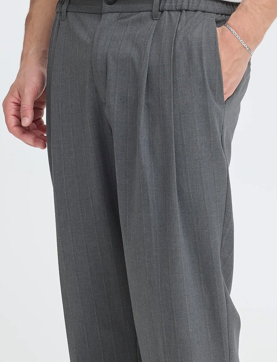 Casual Friday - CFMARC 2.0 STRIPED PANTS - vabaajapüksid - charcoal gray melange - 5