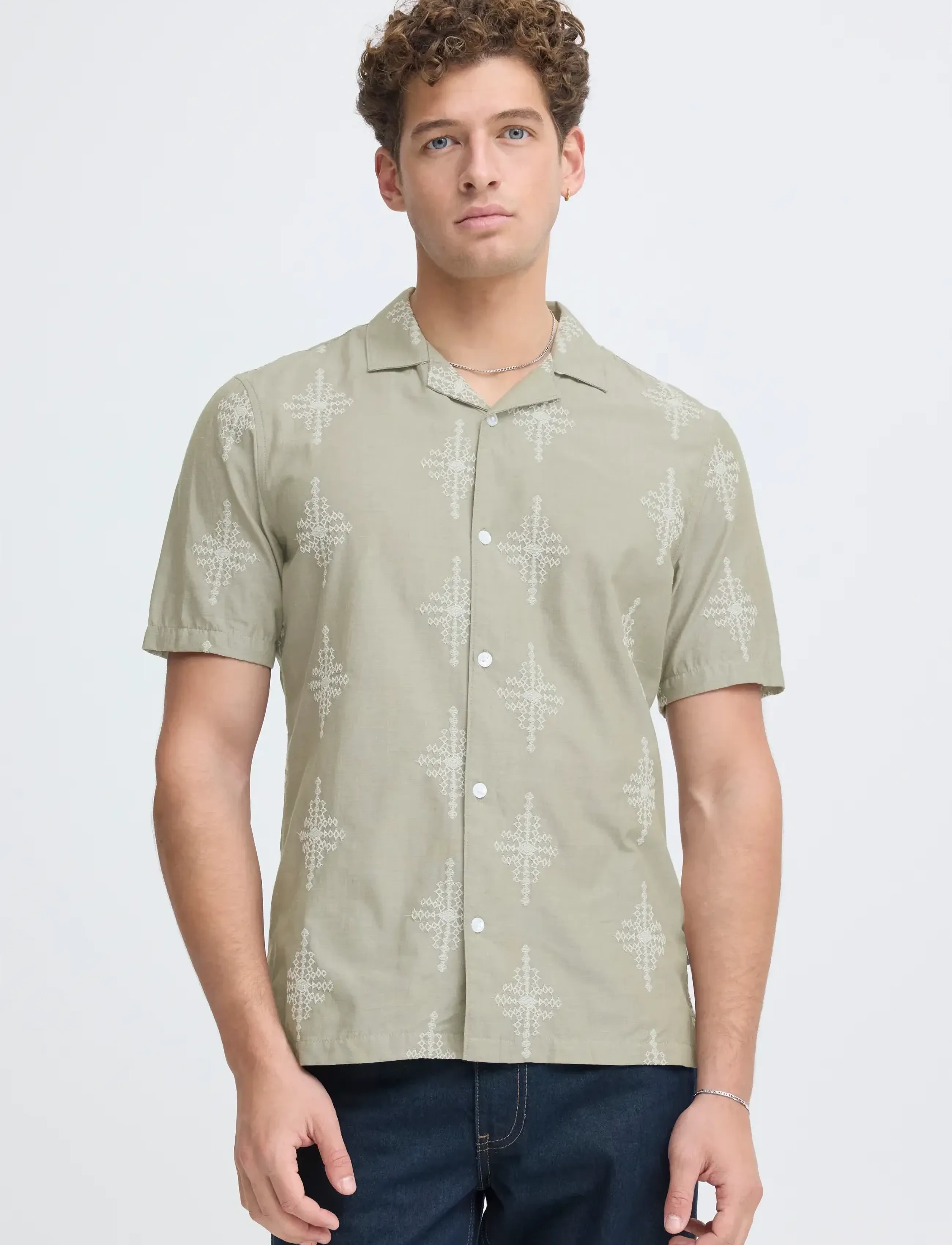 Casual Friday - CFLEOPOLD SS EMBROIDERED SHIRT - lühikeste varrukatega särgid - mermaid melange - 4