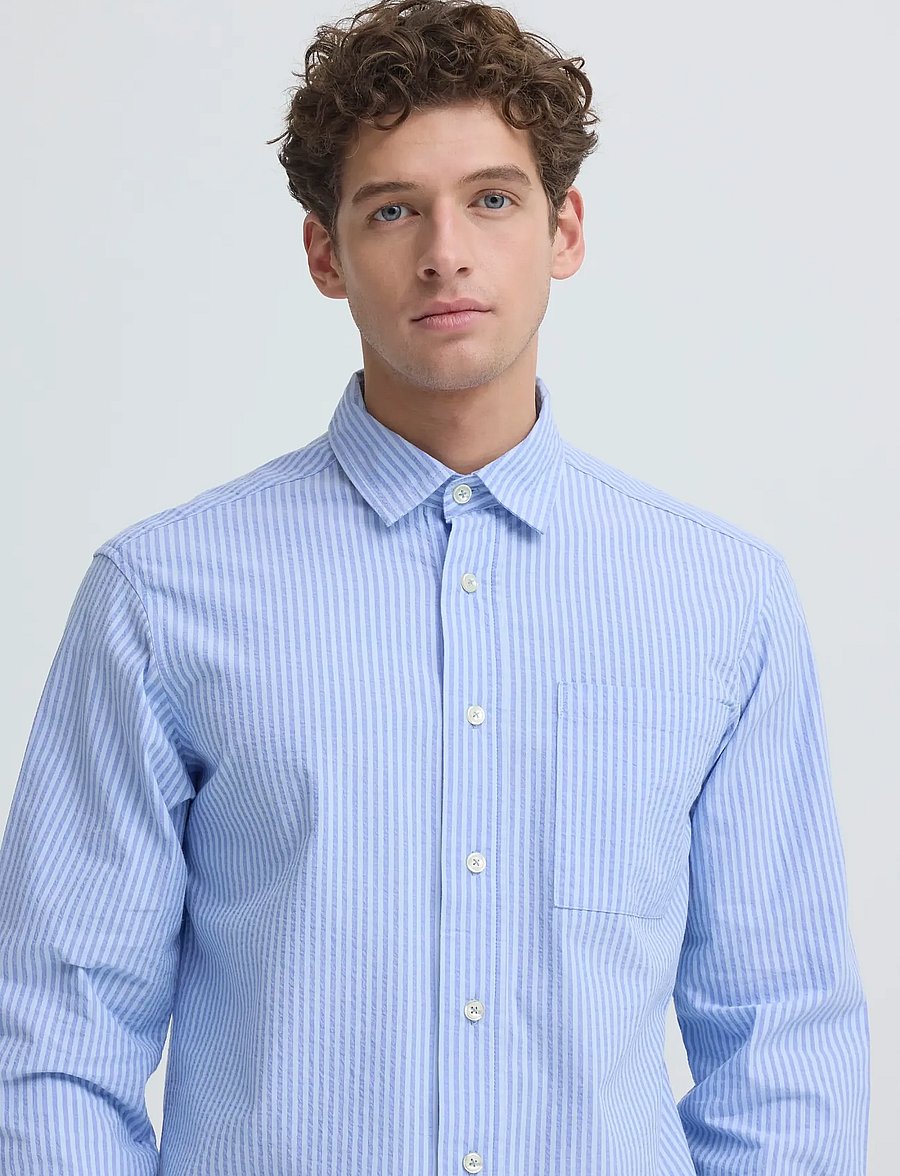 Casual Friday - CFJAEVON LS SEERSUCKER SHIRT - randiga skjortor - cerulean stripe - 3