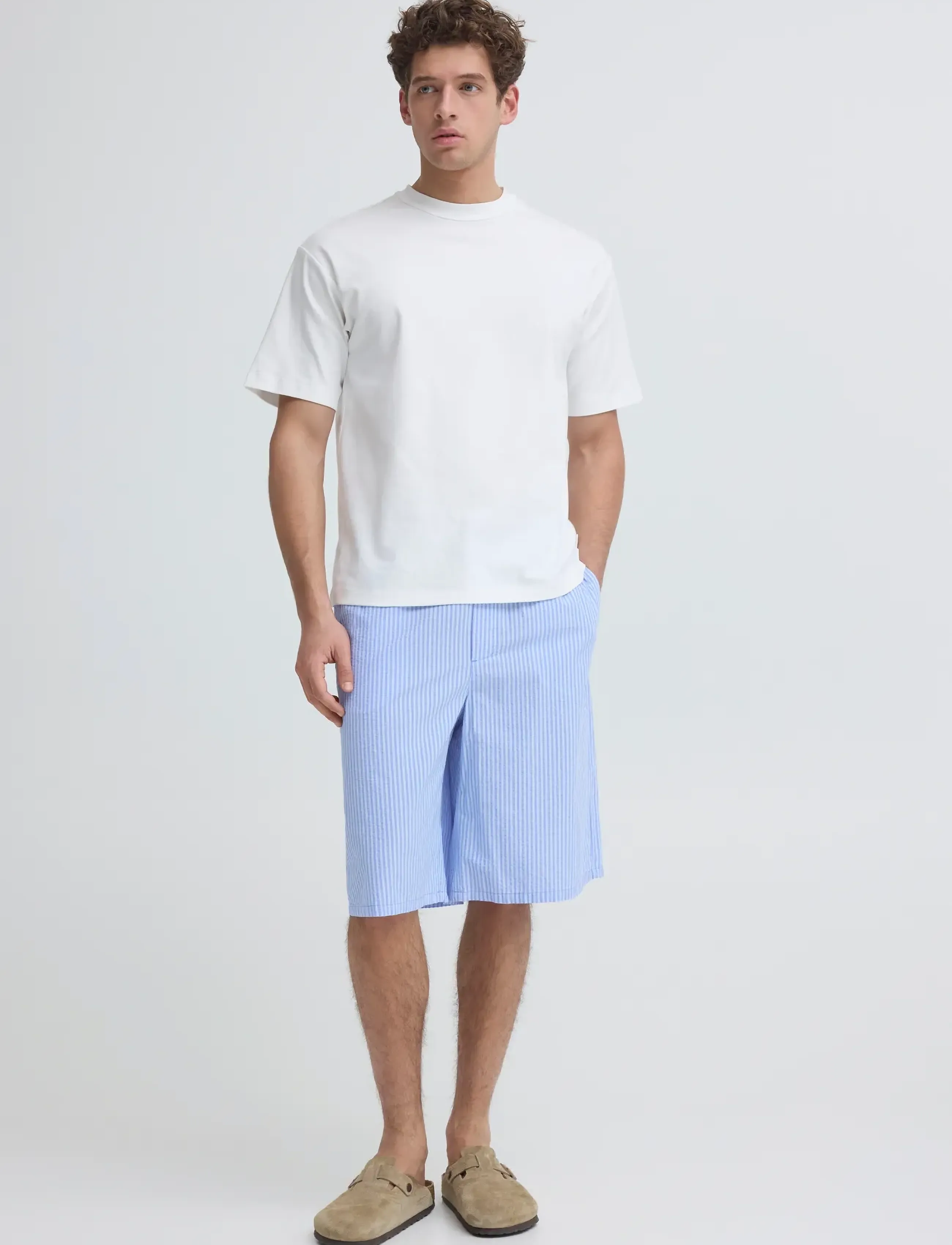 Casual Friday - CFJAEVON 0273 STRIPED SHORTS - lühikesed vabaajapüksid - cerulean stripe - 4