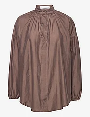 Cathrine Hammel - Cotton silk poem shirt - pitkähihaiset puserot - brown - 0