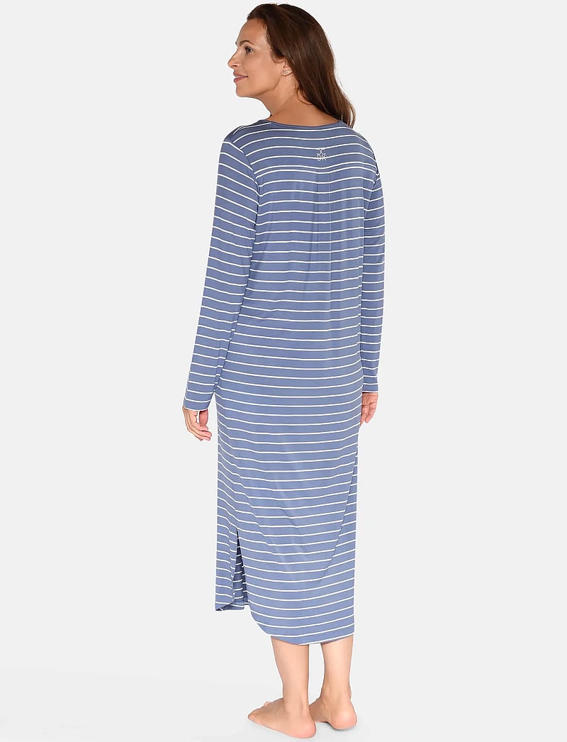 CCDK Copenhagen - Nicole Longsleeved Long Dress - nachthemden - wild wind stripe - 3