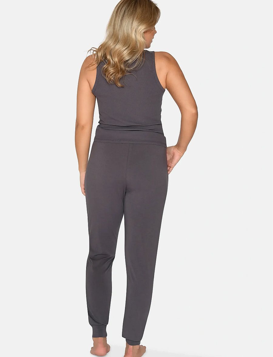CCDK Copenhagen - Betty Pants - natbukser - pavement - 3