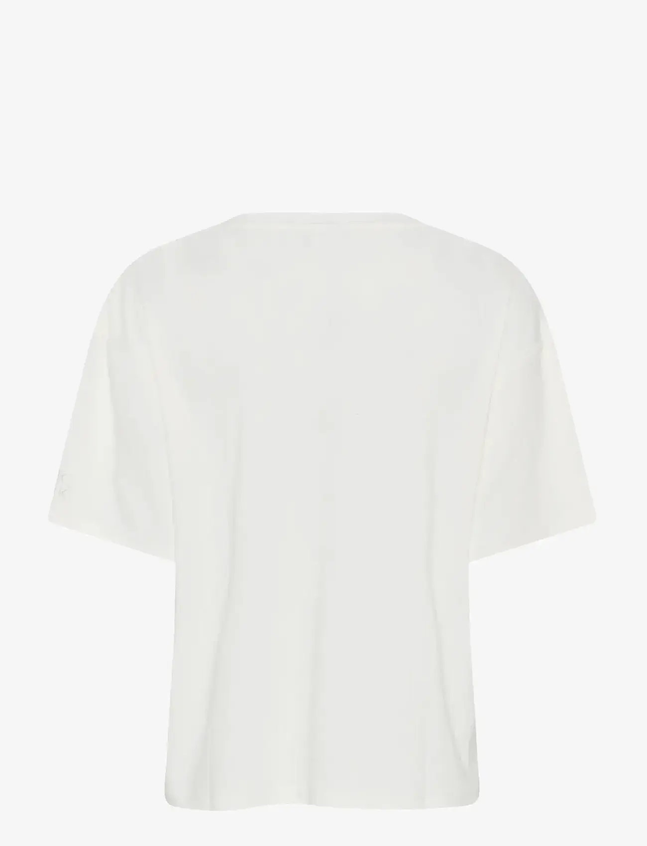 CCDK Copenhagen - Anna Shortsleeved T-shirt - women - snow white - 1