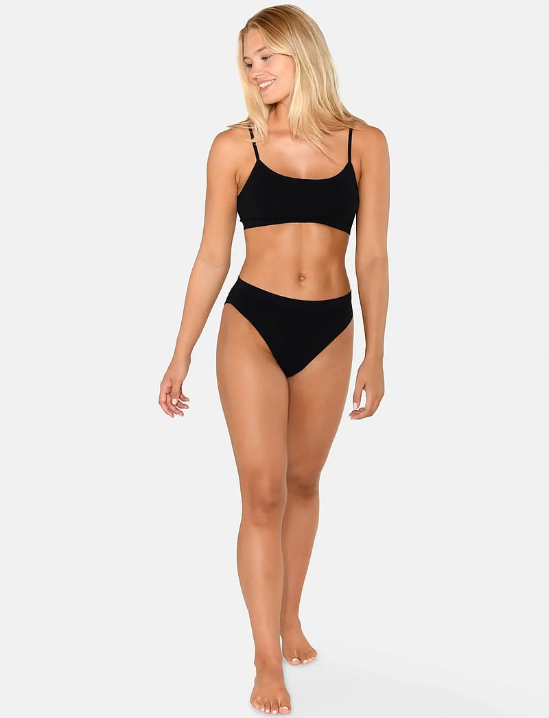 CCDK Copenhagen - Bamboo Seamless Top - bralette - black - 3
