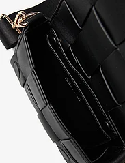 Ceannis - Braided iPhone Bag Black - ballīšu apģērbs par outlet cenām - black - 3