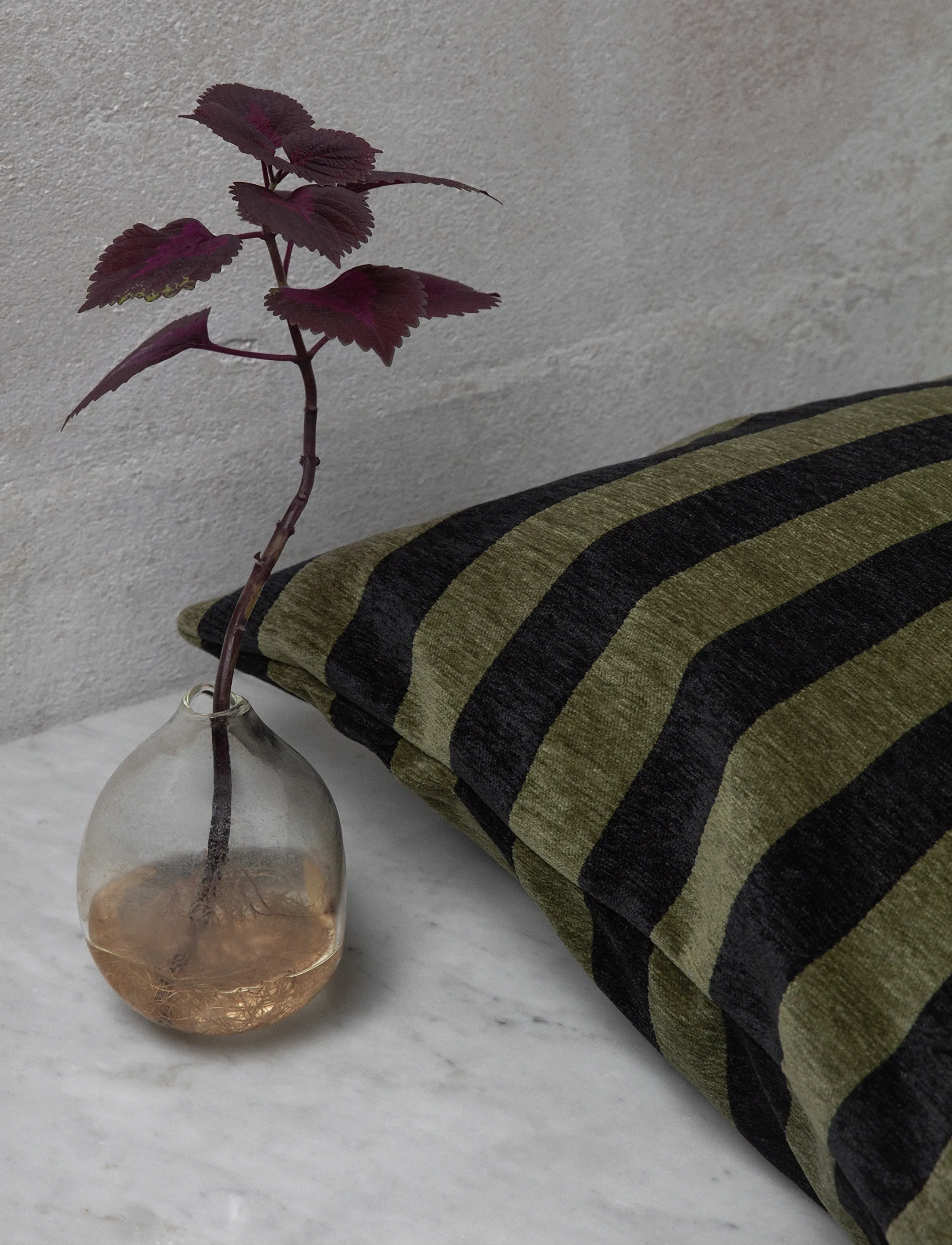 Ceannis Cushion Cover Striped, One Size, Cushions & Blankets, Khakigrün - Covers, Homeware