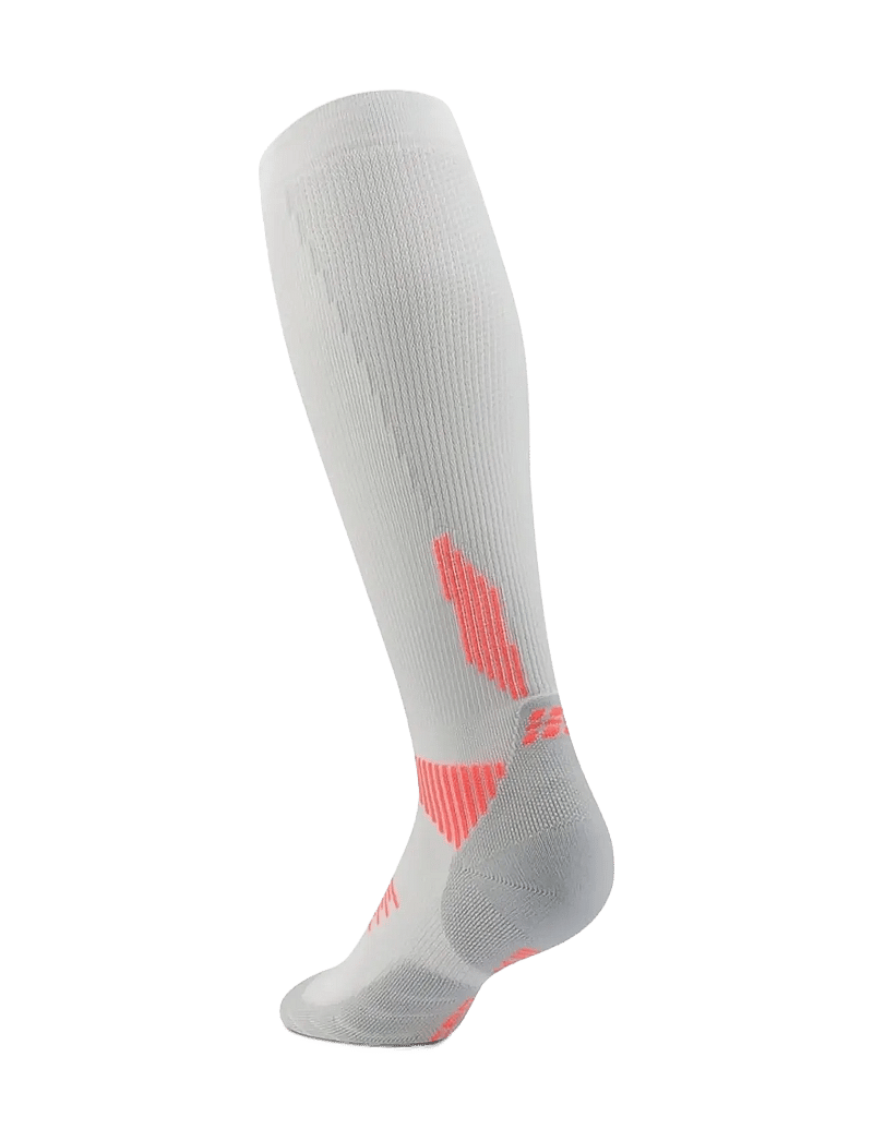 CEP - CORE RUN SOCKS, TALL, 5.0 - undertøj og sokker - grey - 2