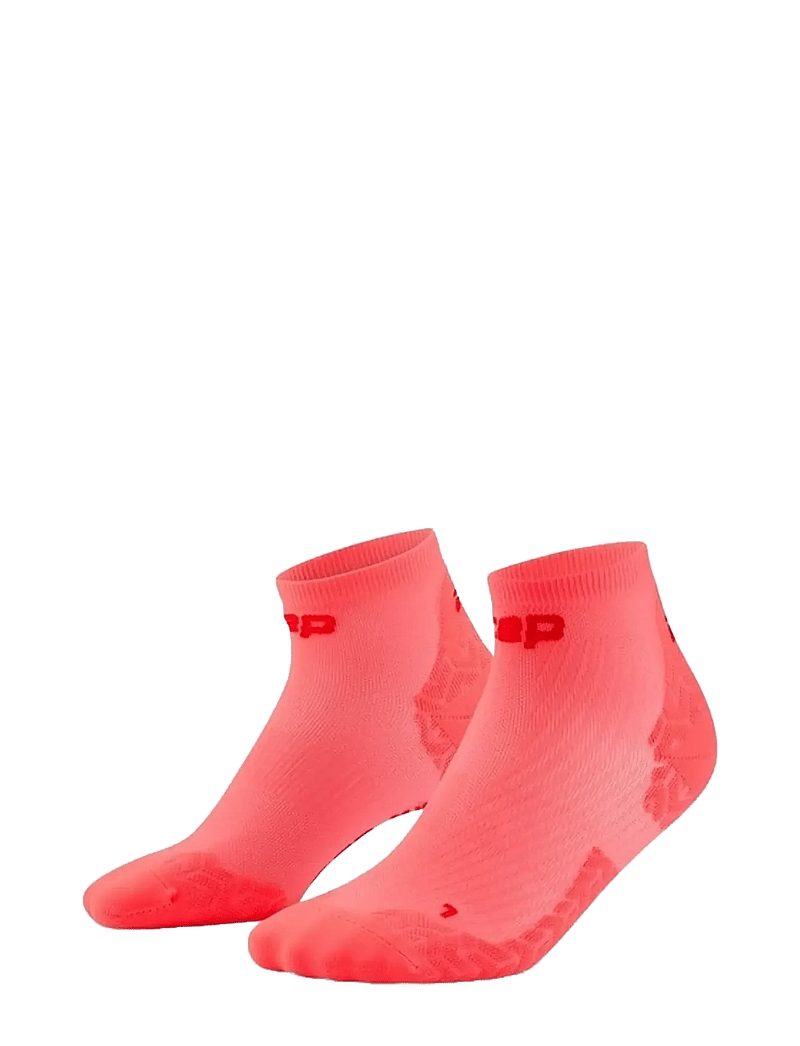 CEP - CORE RUN ULTRALIGHT SOCKS, LOW CUT, 4.0 - underwear & socks - neon coral/red - 0