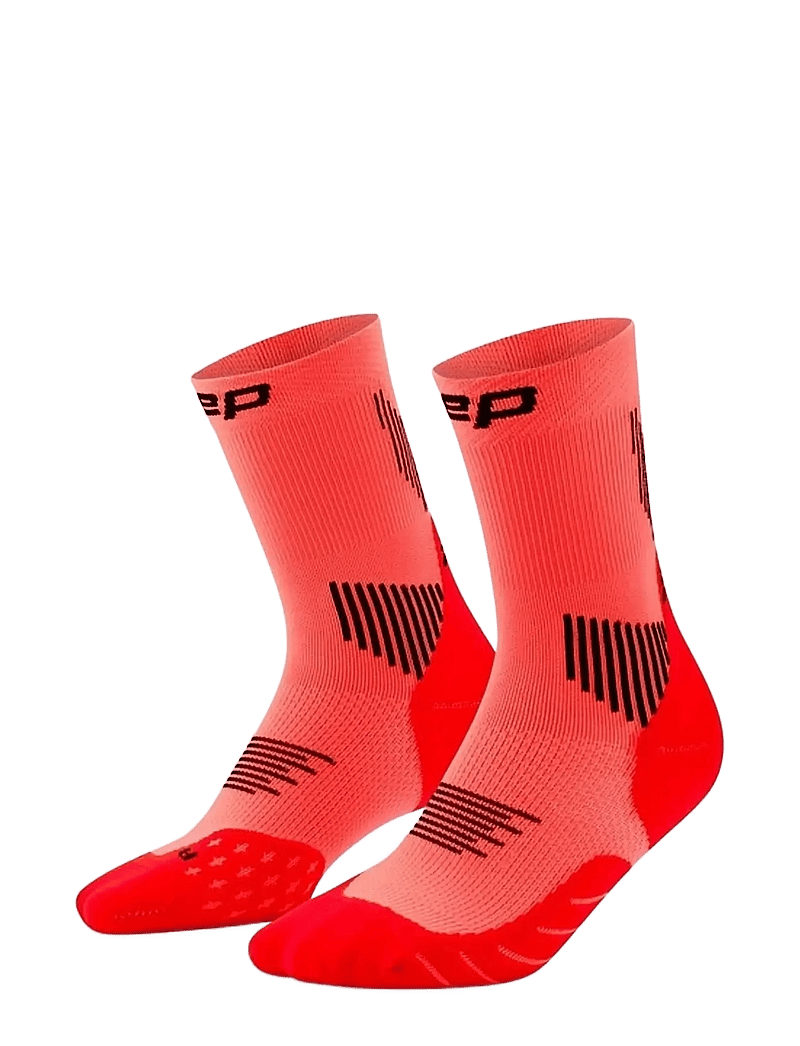 CEP - CORE RUN SOCKS, MID CUT, 5.0 - strümpfe - neon coral - 0