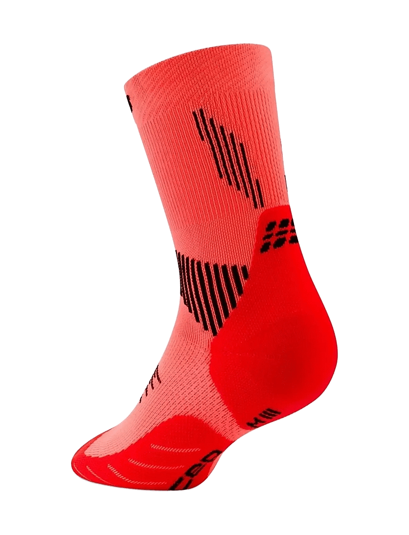 CEP - CORE RUN SOCKS, MID CUT, 5.0 - strümpfe - neon coral - 2