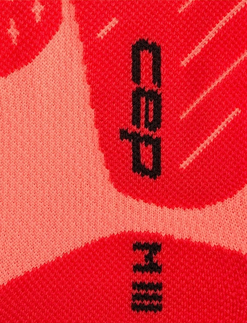 CEP - CORE RUN SOCKS, MID CUT, 5.0 - strümpfe - neon coral - 5