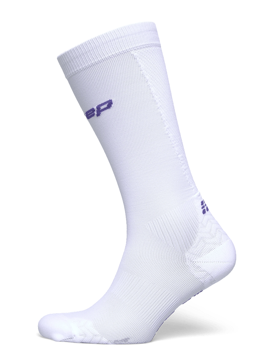 CEP - CORE RUN ULTRALIGHT SOCKS, TALL, 4.0 - sport socks - white - 0
