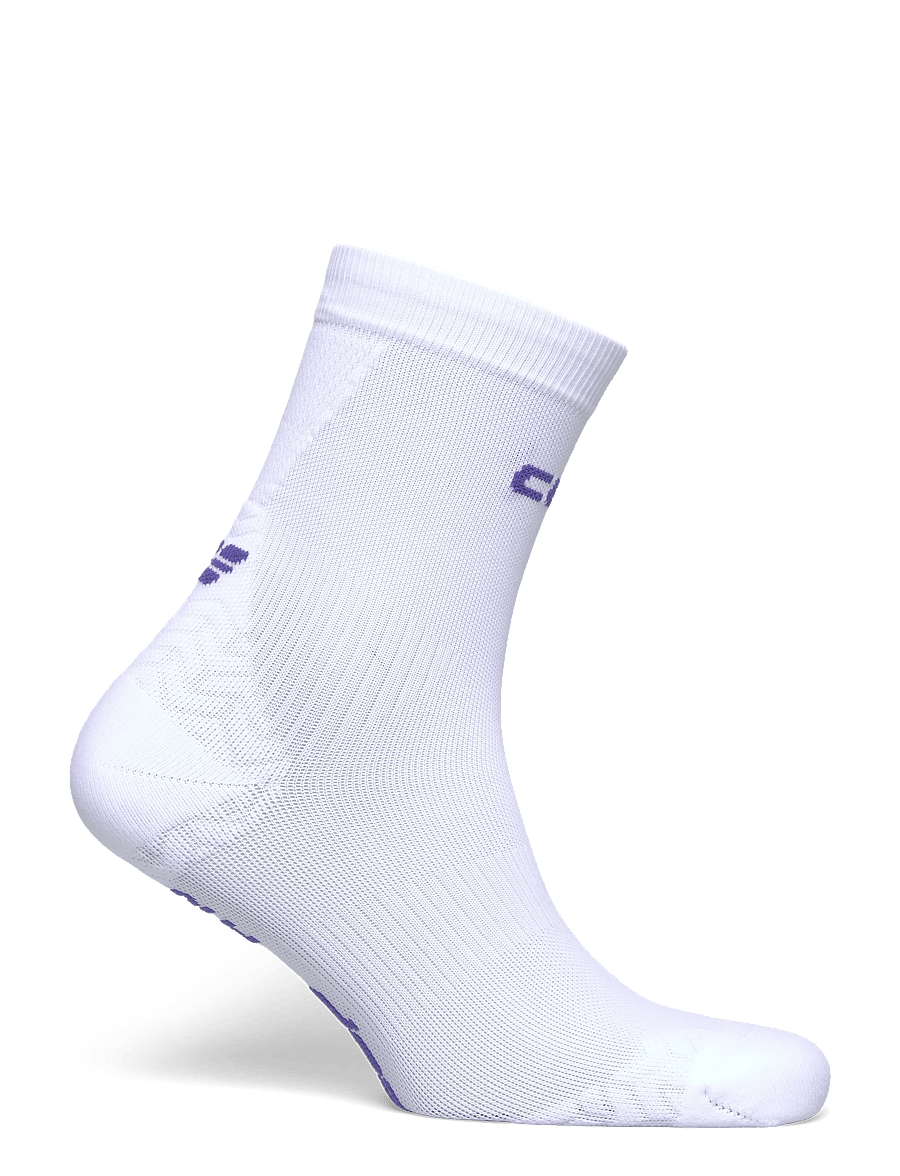 CEP - CORE RUN ULTRALIGHT SOCKS, MID CUT, 4.0 - strümpfe - white - 1