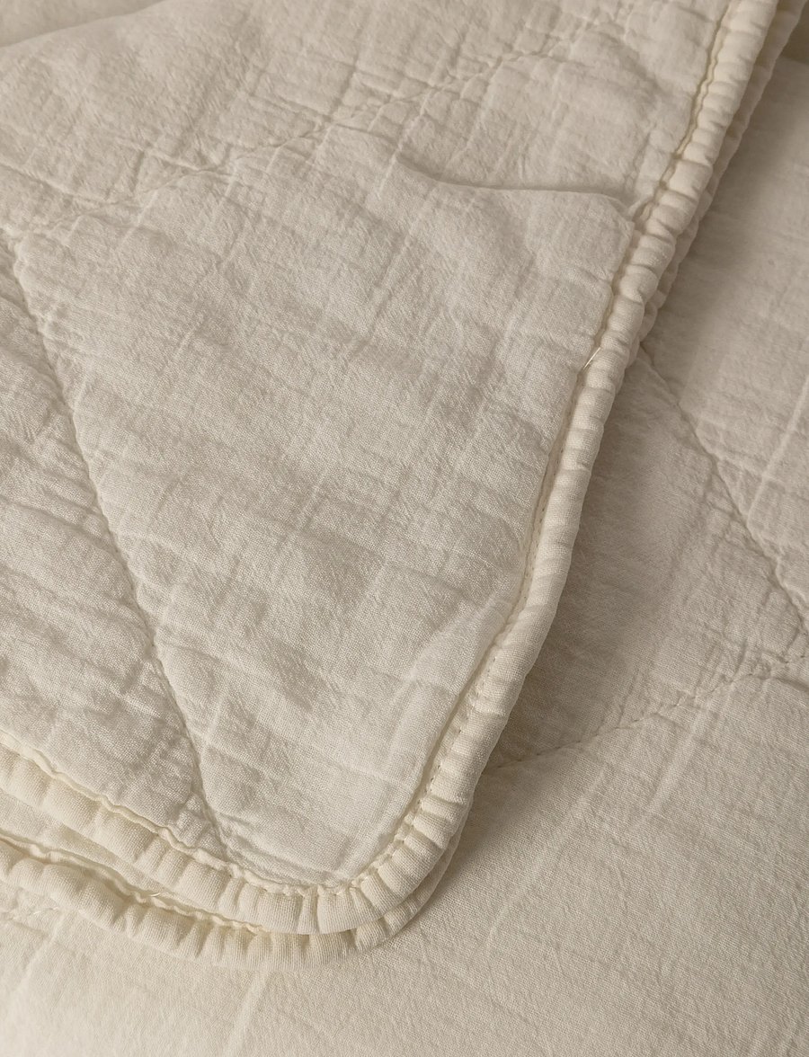 C'est Bon - Bedspread - sengetæpper - creme - 1