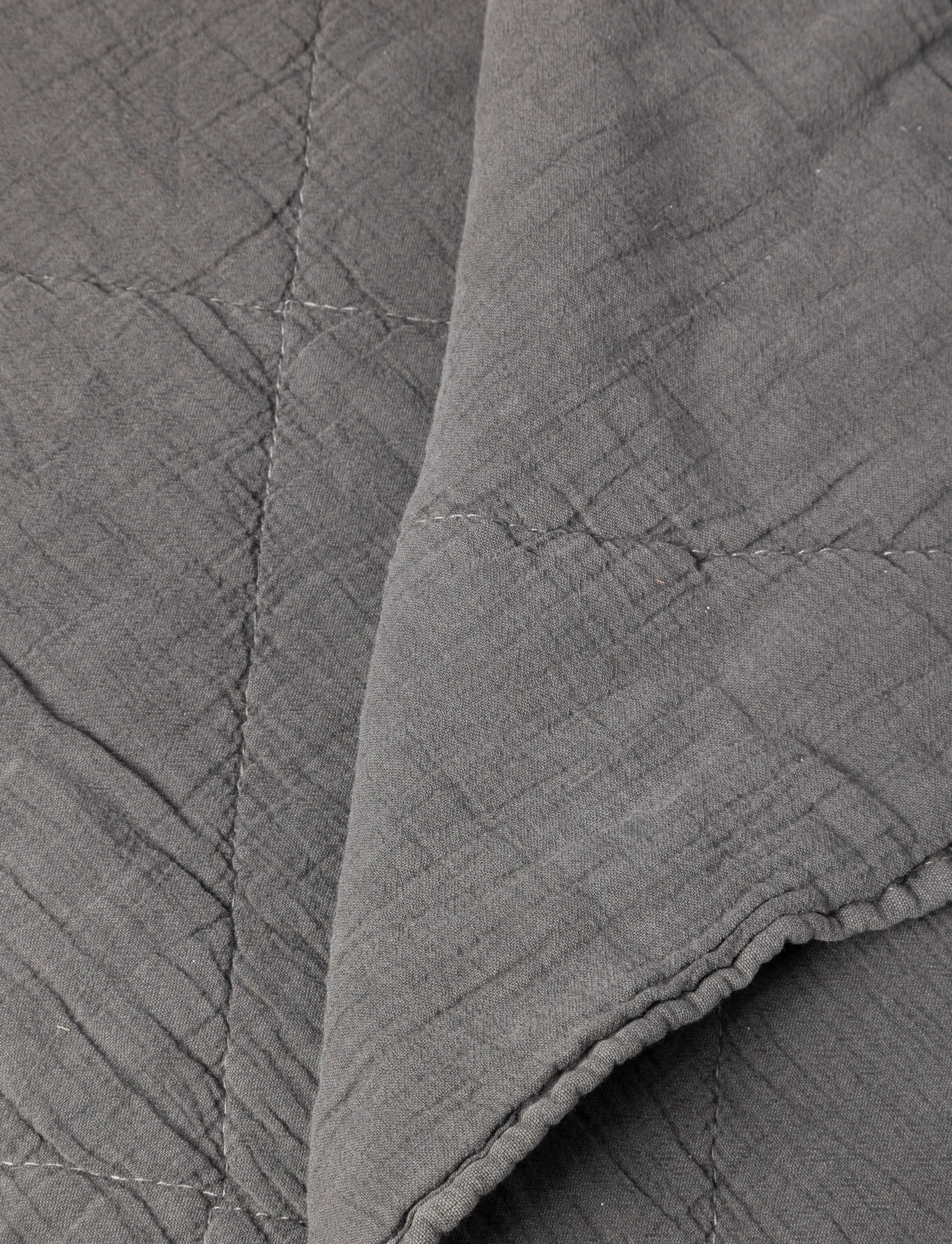 C'est Bon - Bedspread - sengetæpper - dark grey - 1