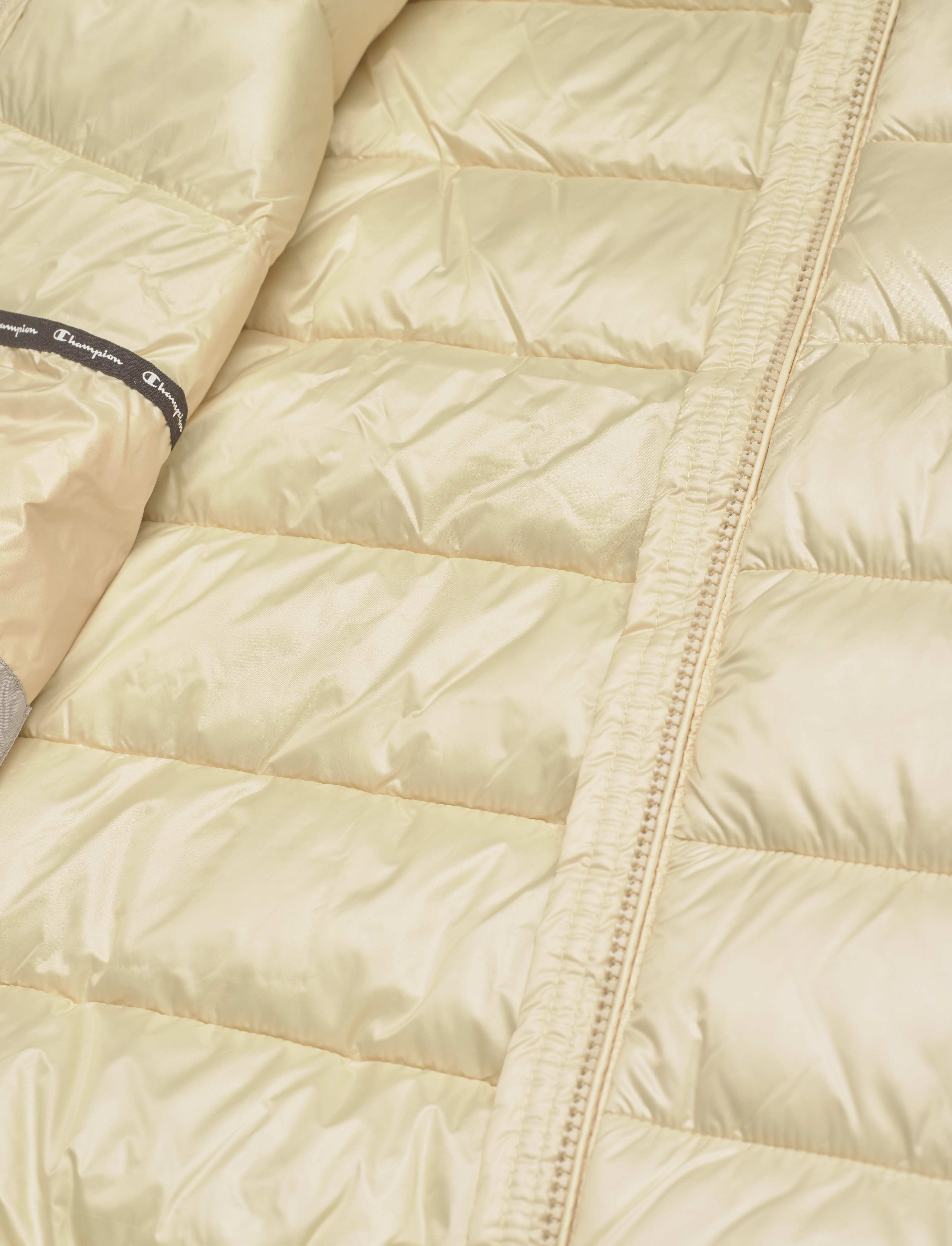 Champion - Hooded Polyfilled Jacket - angora - 4
