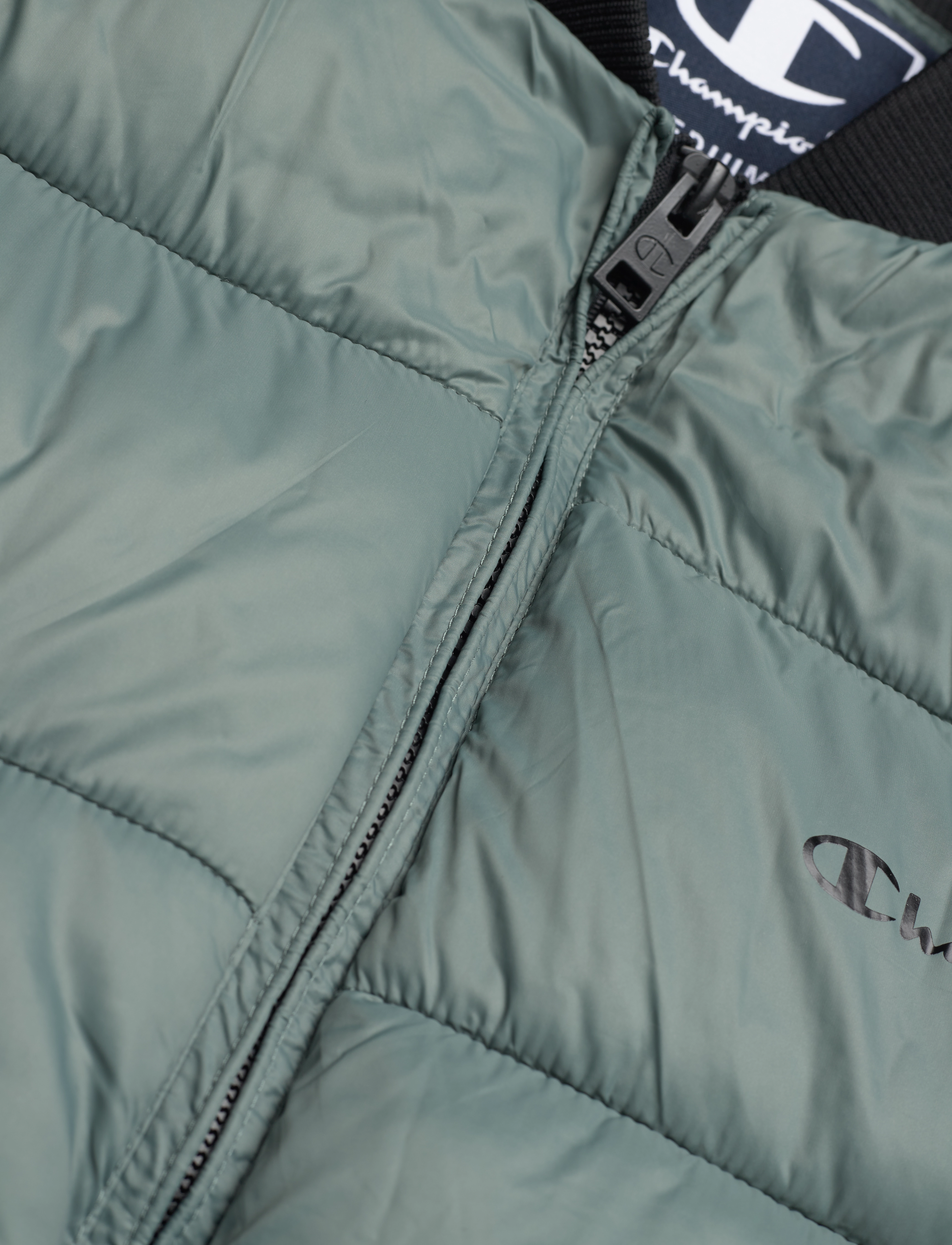 Champion - Bomber Jacket - balsamo green - 2
