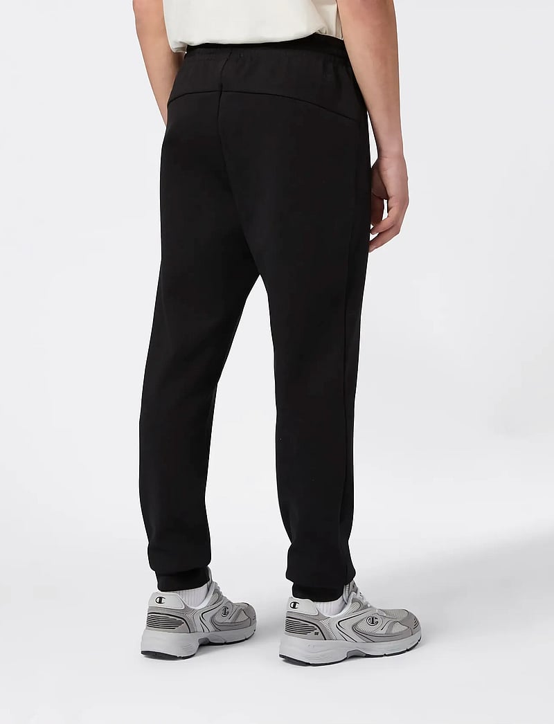 Champion - Cuffed Pants - shoppa efter stil - kk001-nbk - 3