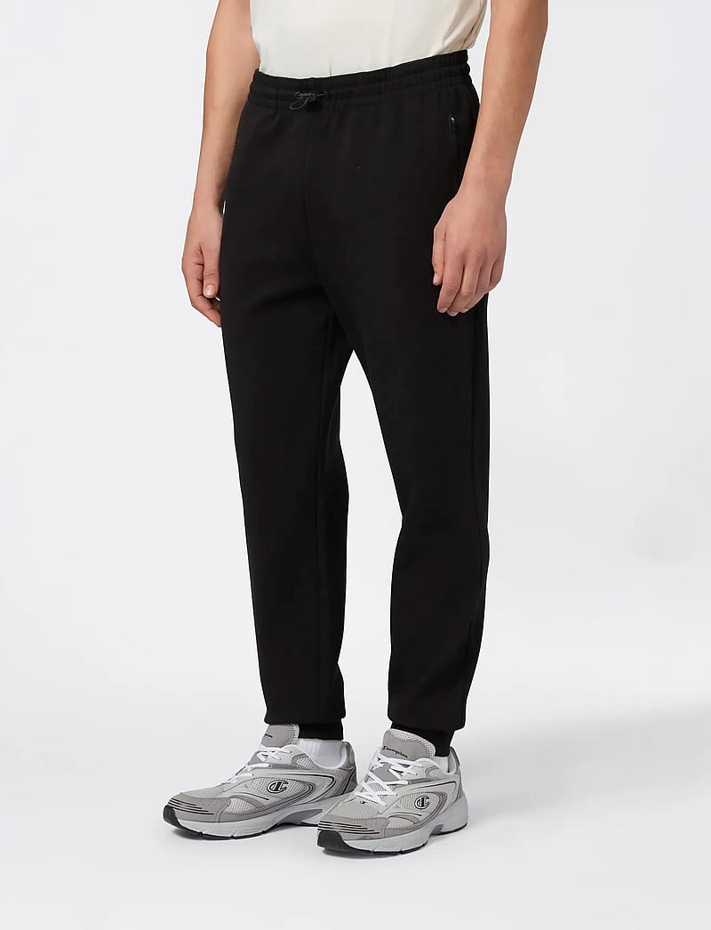 Champion - Cuffed Pants - shoppa efter stil - kk001-nbk - 4