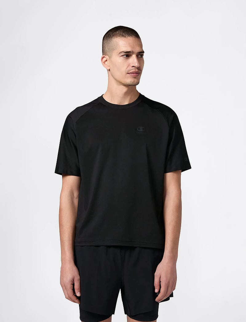 Champion - SS Tee - toppe & t-shirts - black beauty - 4