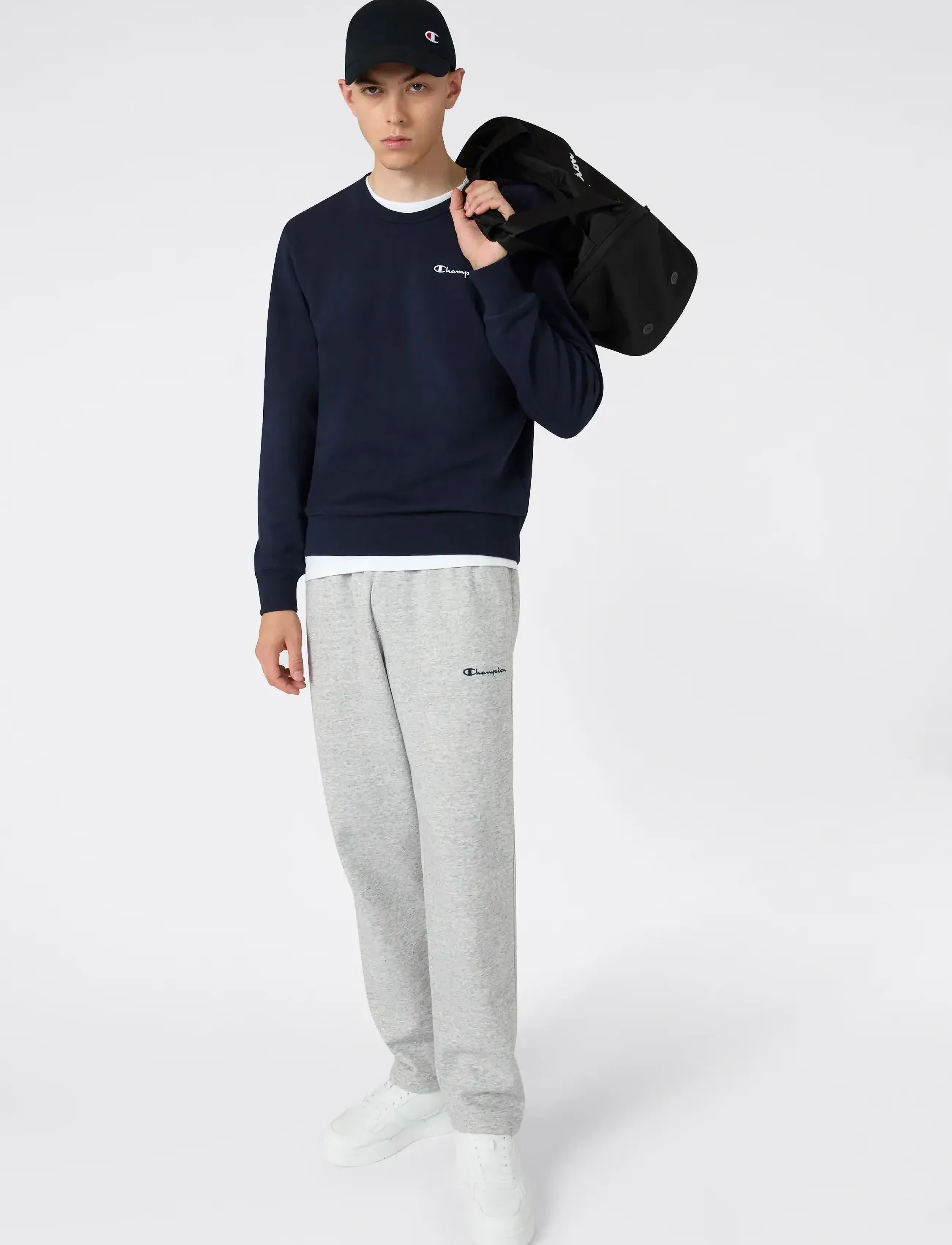 Sweatshirt 6