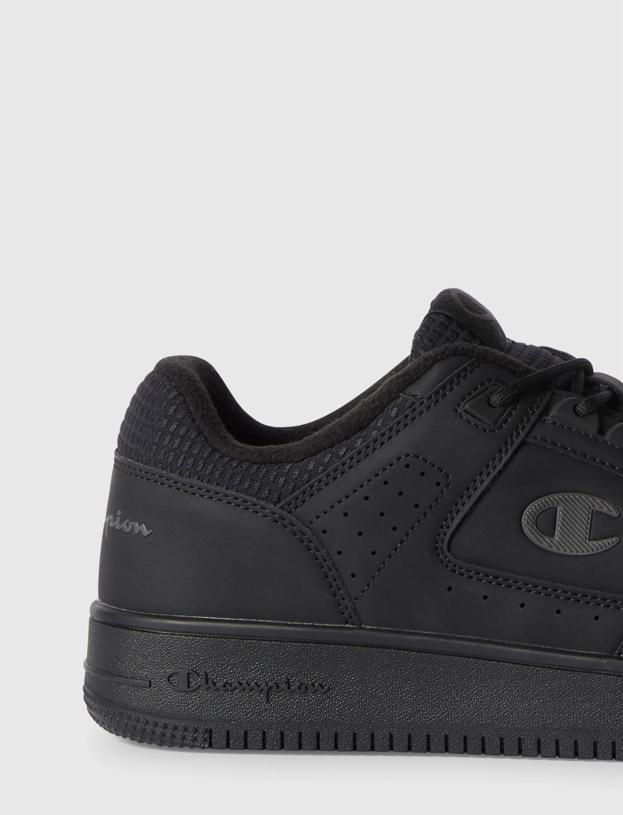 Champion - RD18 WTR LOW Low Cut Shoe - kk001-triple nbk - 5