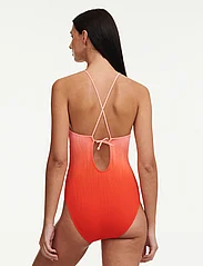 Chantelle Beach - PULP Swim Bikini Wirefree plunge t-shirt swimsuit - badeanzüge - orange tie and dye - 3