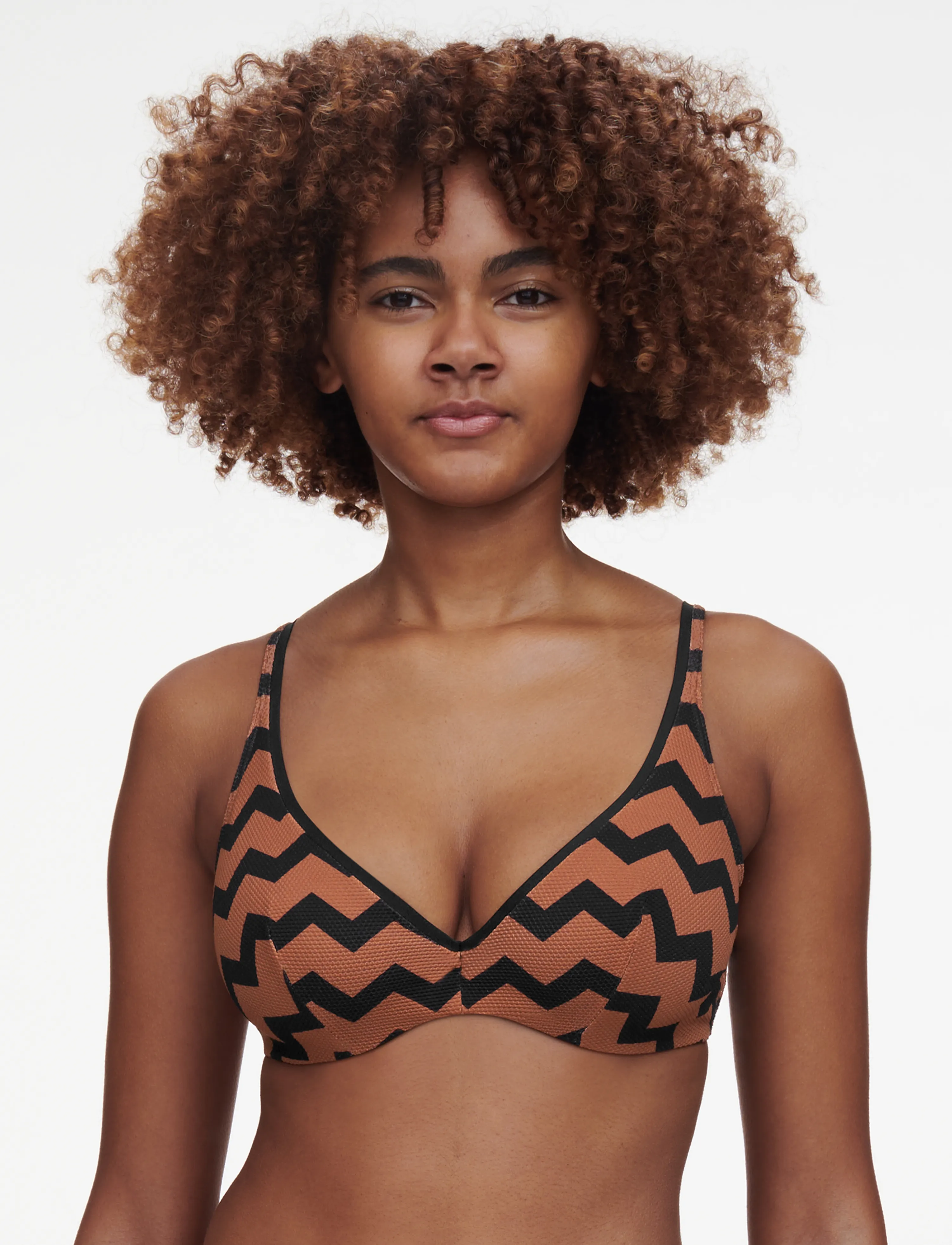 Chantelle Beach - Totem swimwear plunge bra - hypnotic earth - 5
