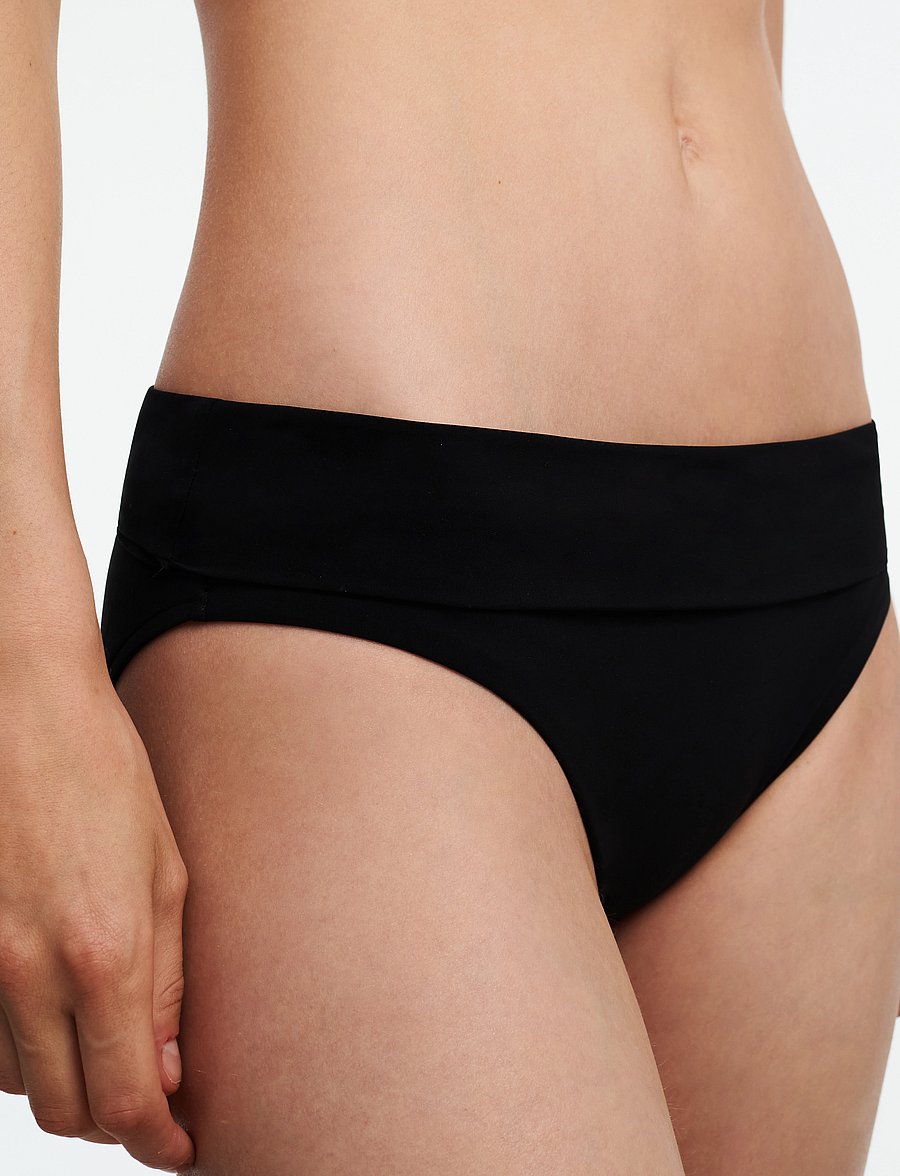 Chantelle Beach - Emblem Bikini Full brief - bikiinipüksid - black - 3