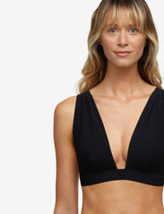 CHANTELLE - Inspire Wirefree plunge bra - triangle bikinis - black - 3