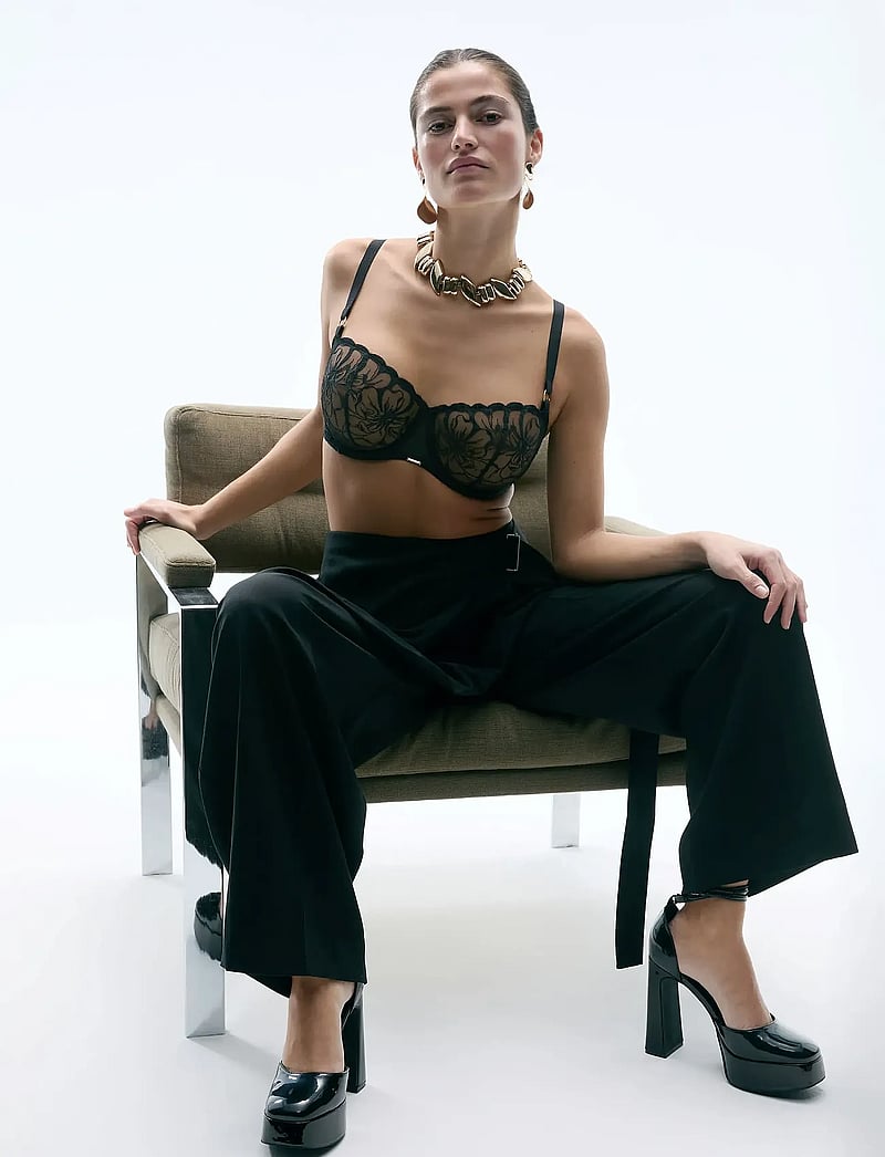 CHANTELLE - Fleurs Signature Half-cup balcony bra - balconette bh:ar - black - 0