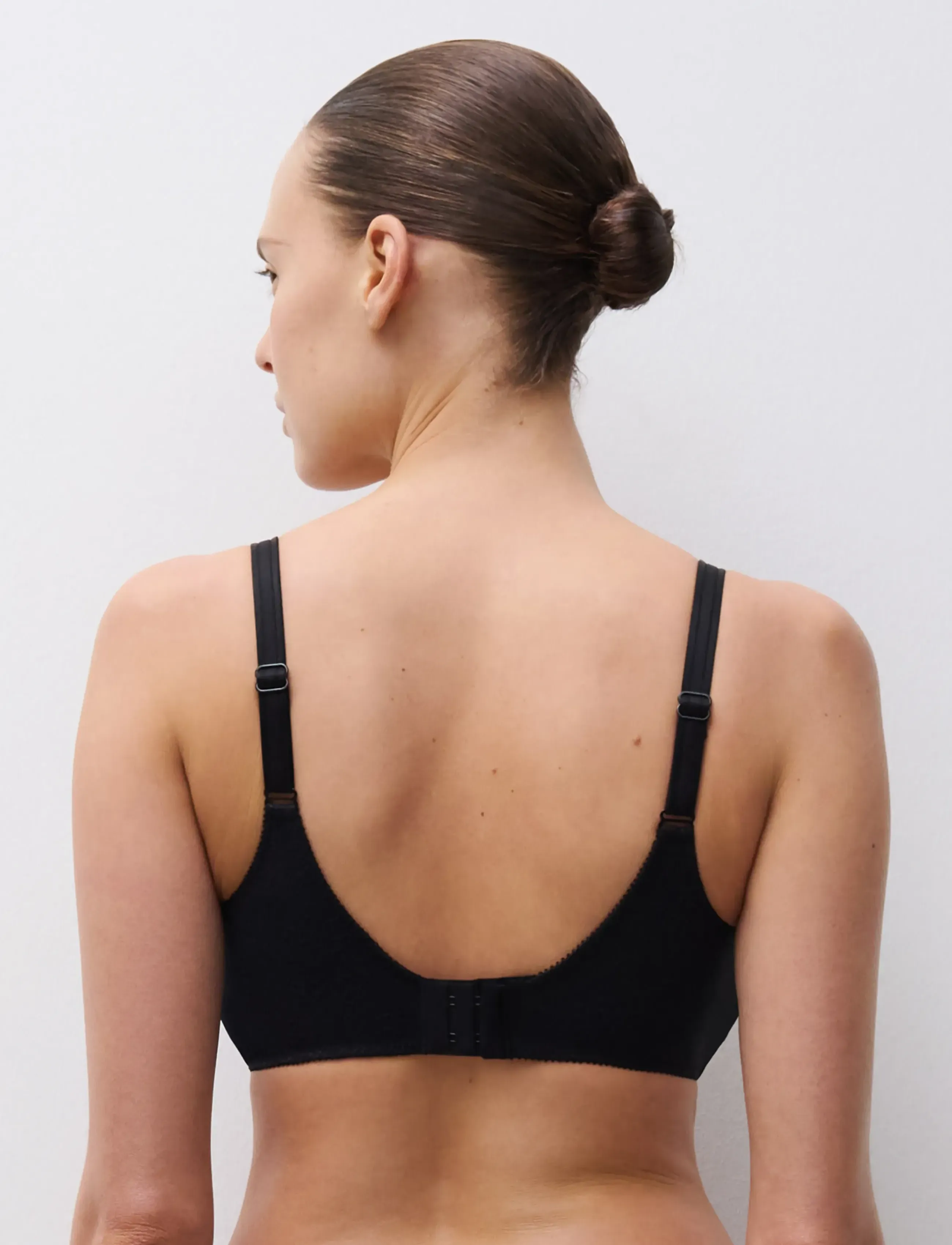 CHANTELLE - C Magnifique Very covering bra - soutiens-gorge emboîtant - black - 5