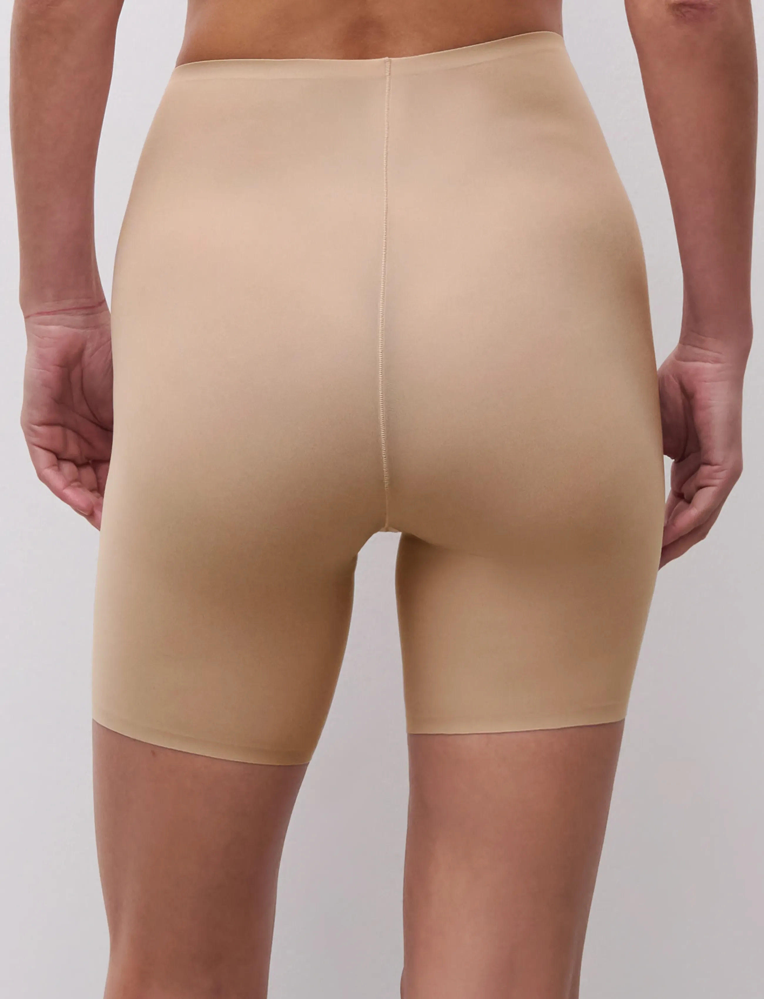 CHANTELLE - Soft Stretch High Waist Mid-Thigh Short - wyszczuplające majtki - nude - 4