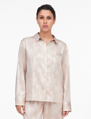 CHANTELLE - Quarts Shirt Long Sleeve - pysjoverdeler - abstract print - 3