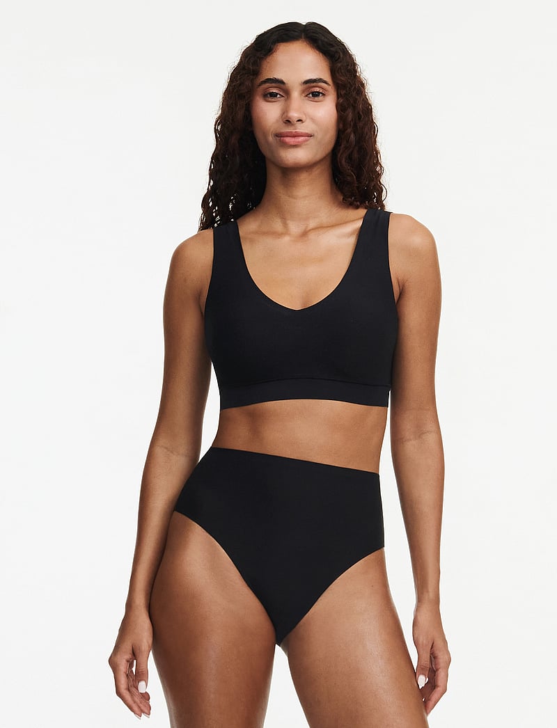 CHANTELLE - SoftStretch High Cut Brief - seamless panties - black - 4