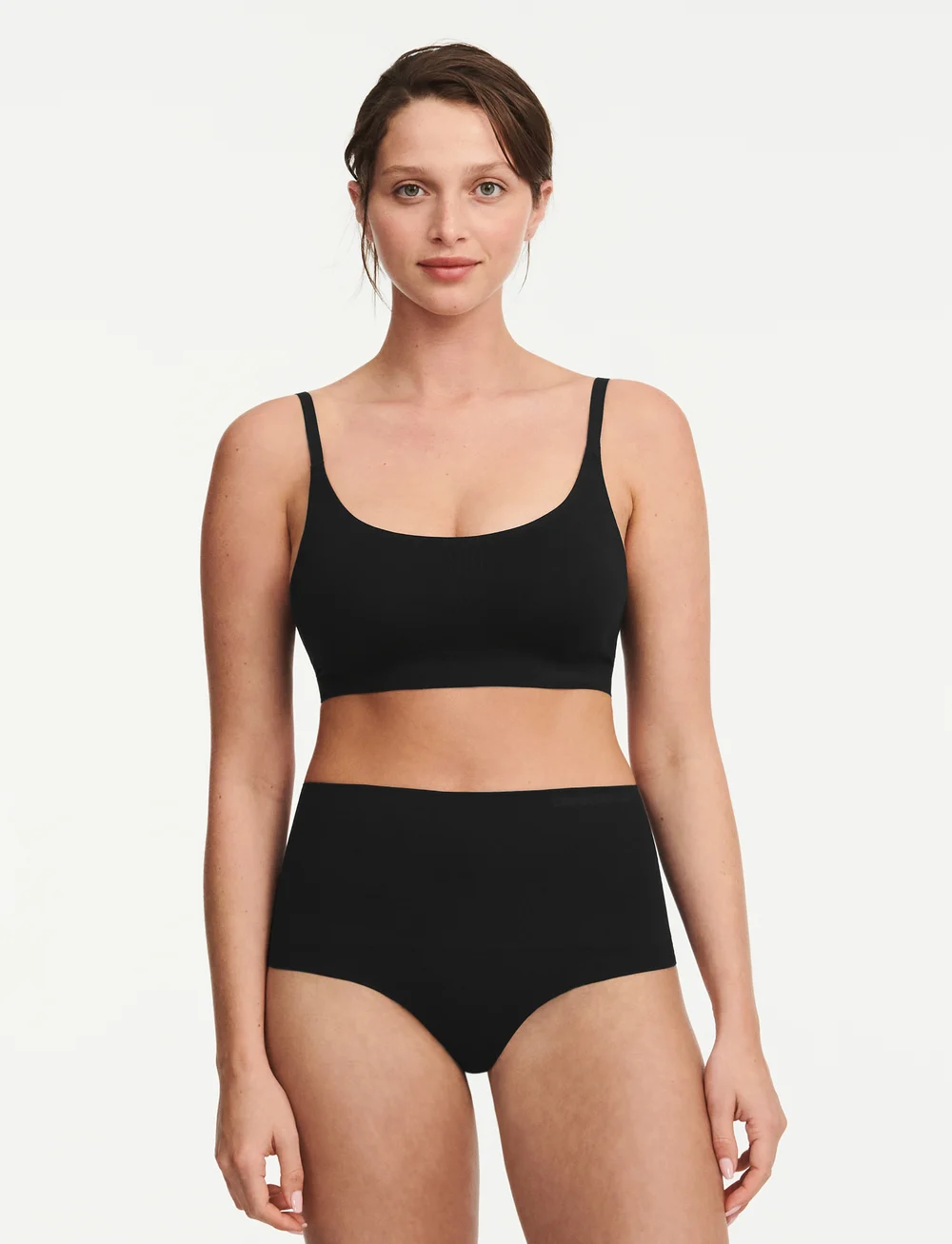 CHANTELLE - Smooth Comfort Sculpting high-waisted thong - formende underdele - black - 3