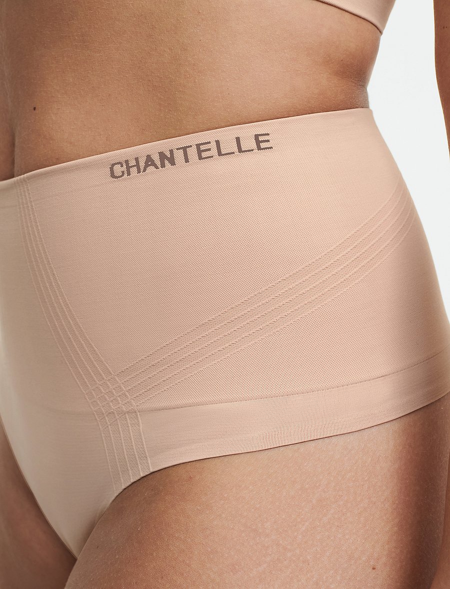 CHANTELLE - Smooth Comfort Sculpting high-waisted thong - wyszczuplające majtki - sirocco - 3