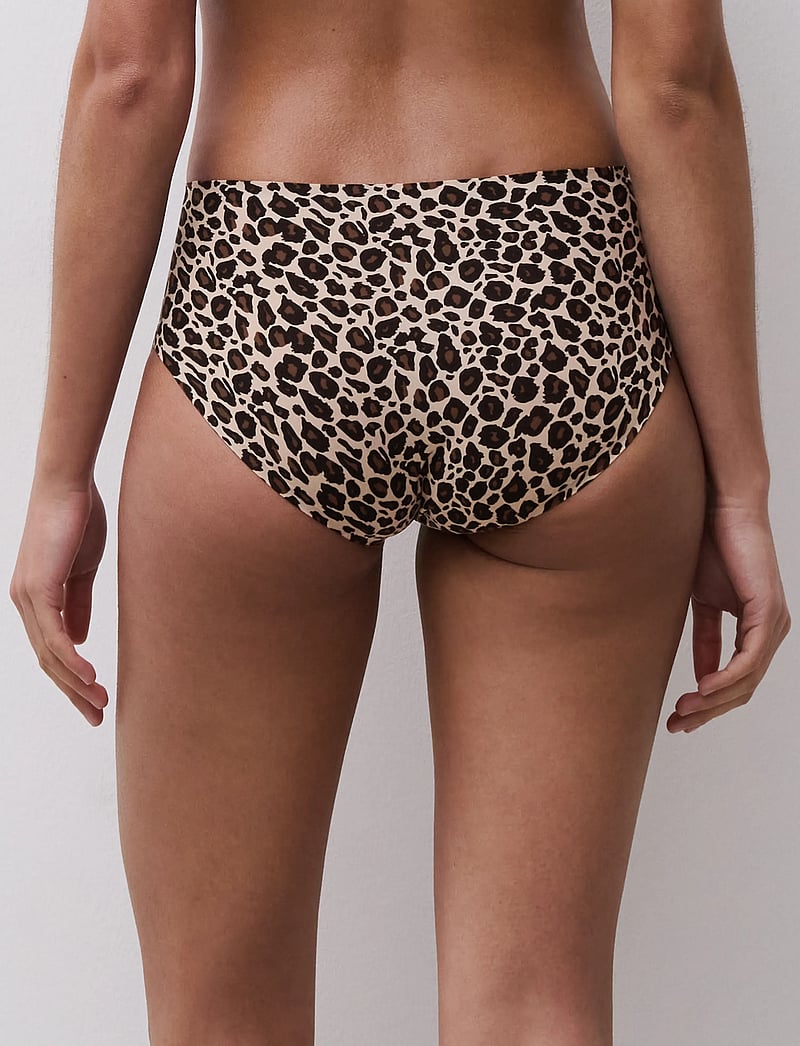 CHANTELLE - Soft Stretch Shorty - seamless trosor - leopard print - 4