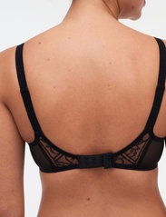 CHANTELLE - Alto Very covering underwired bra - wired bras - black - 6