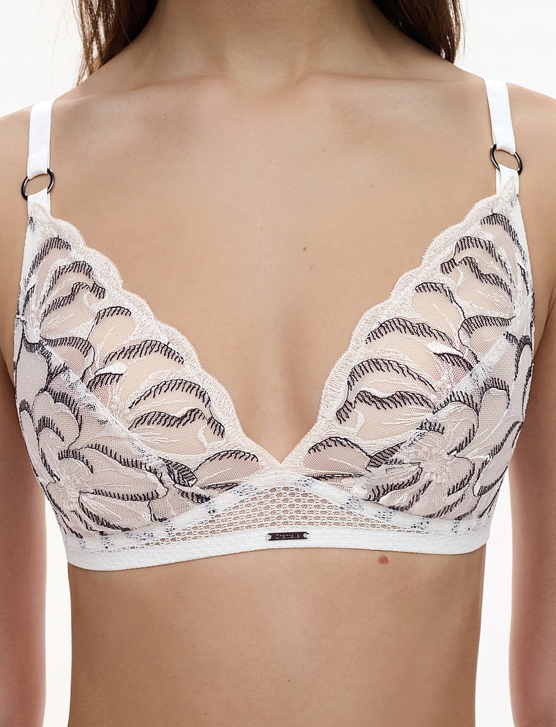 CHANTELLE - Fleurs Wirefree Triangle Bra - bralette - milk / black - 3