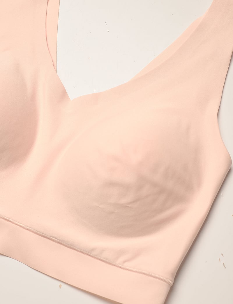 CHANTELLE - Soft Stretch Padded V-Neck Top - bh-linnen - golden beige - 5