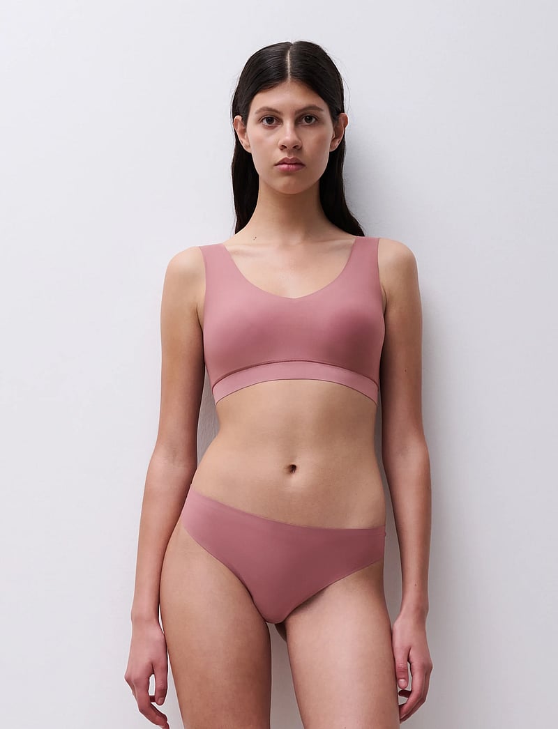 CHANTELLE - Soft Stretch Padded V-Neck Top - tank-top-bhs - rose des bois - 4