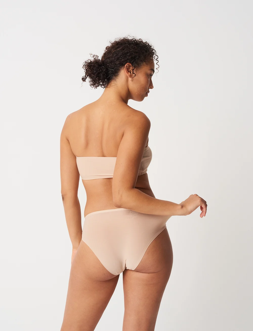 CHANTELLE - SoftStretch Padded Bandeau - stropløse bh'er - nude - 3