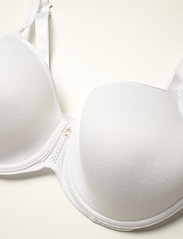 CHANTELLE - Chic Essential Covering spacer bra - full cup bras - white - 3