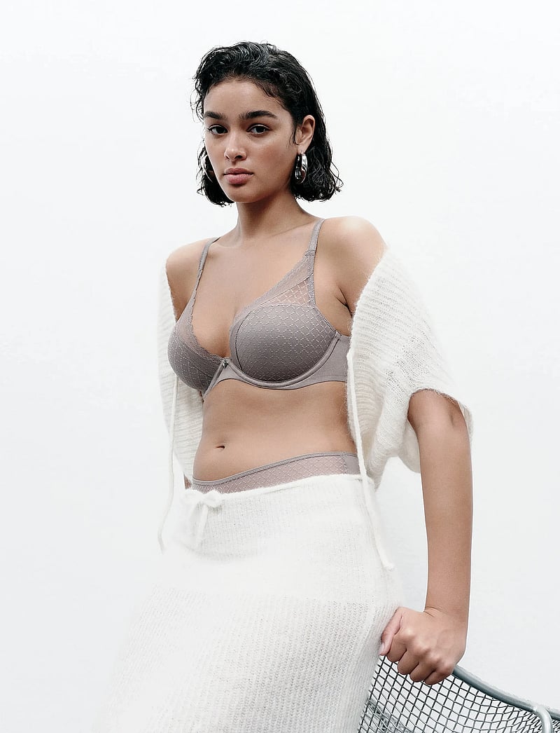 CHANTELLE - Norah Chic Plunge t-shirt bra - plunge bh:ar - bronzed taupe - 4