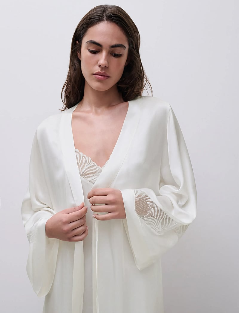 CHANTELLE - Legend Kimono - nachtwäsche & loungewear - milk - 3