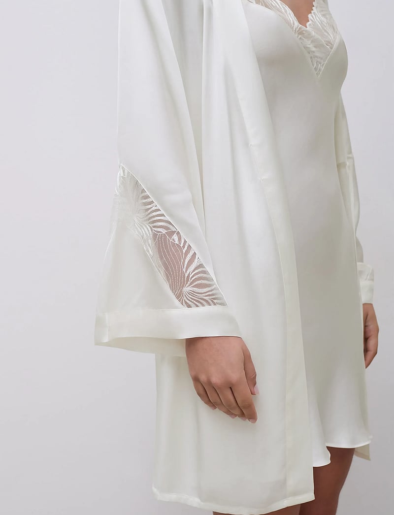 CHANTELLE - Legend Kimono - nachtwäsche & loungewear - milk - 4