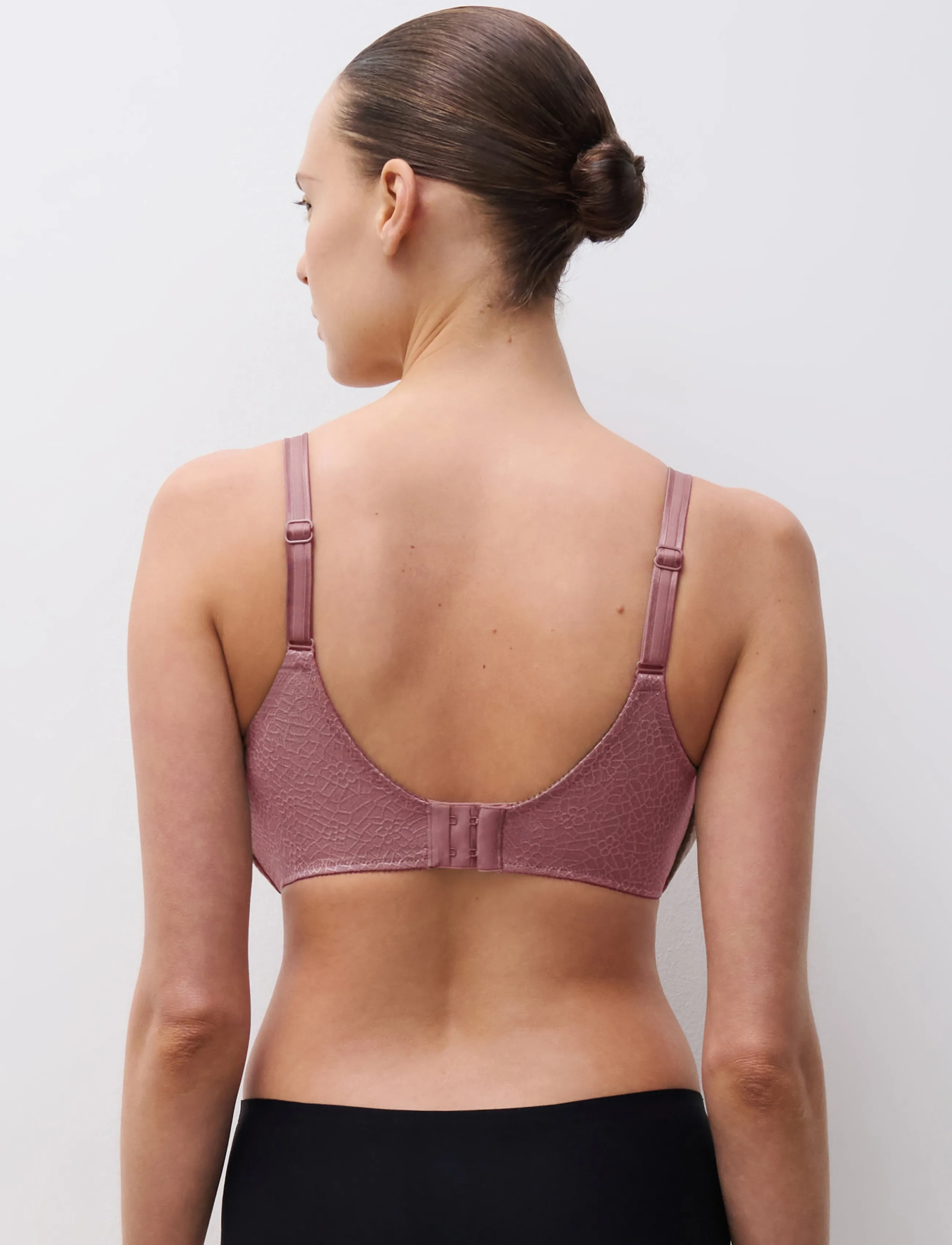 CHANTELLE - C Magnifique Very Covering Molded Bra - full cup bras - rose des bois - 4