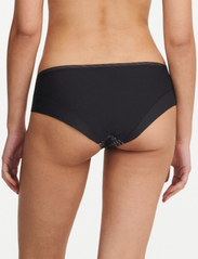 CHANTELLE - Graphic Allure Covering Shorty - madalaimad hinnad - black - 3